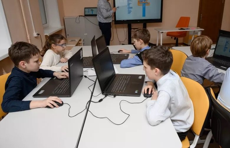 С 15 августа Центр цифрового образования «IT-куб.Псков» открывает бесплатную двухнедельную образовательную смену «Сберкампус».