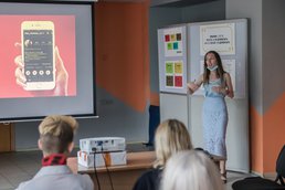 Вчера в Молодёжном центре прошёл мастер-класс «Instagram как воплощение личности» Вчера в Молодёжном центре прошёл мастер-класс «Instagram как воплощение личности»