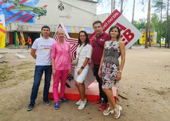 Сотрудник Молодёжного центра Ольга Безъязычная провела мастер-класс по социальному проектированию для участников лагеря «Звёздный» Сотрудник Молодёжного центра Ольга Безъязычная провела мастер-класс по социальному проектированию для участников лагеря «Звёздный»