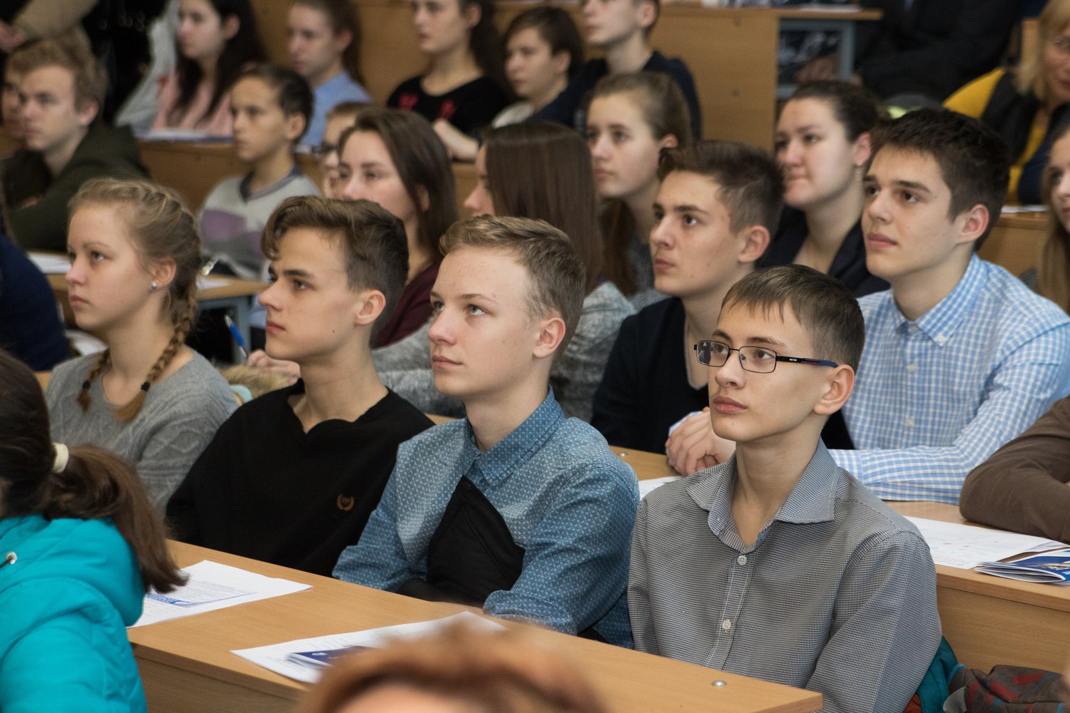15 ноября в главном корпусе ПсковГУ состоялось ежегодное мероприятие для старшеклассников. Очень важно не ошибиться и выбрать профессию, которая будет не только актуальной на рынке труда, но и станет приносить удовольствие.