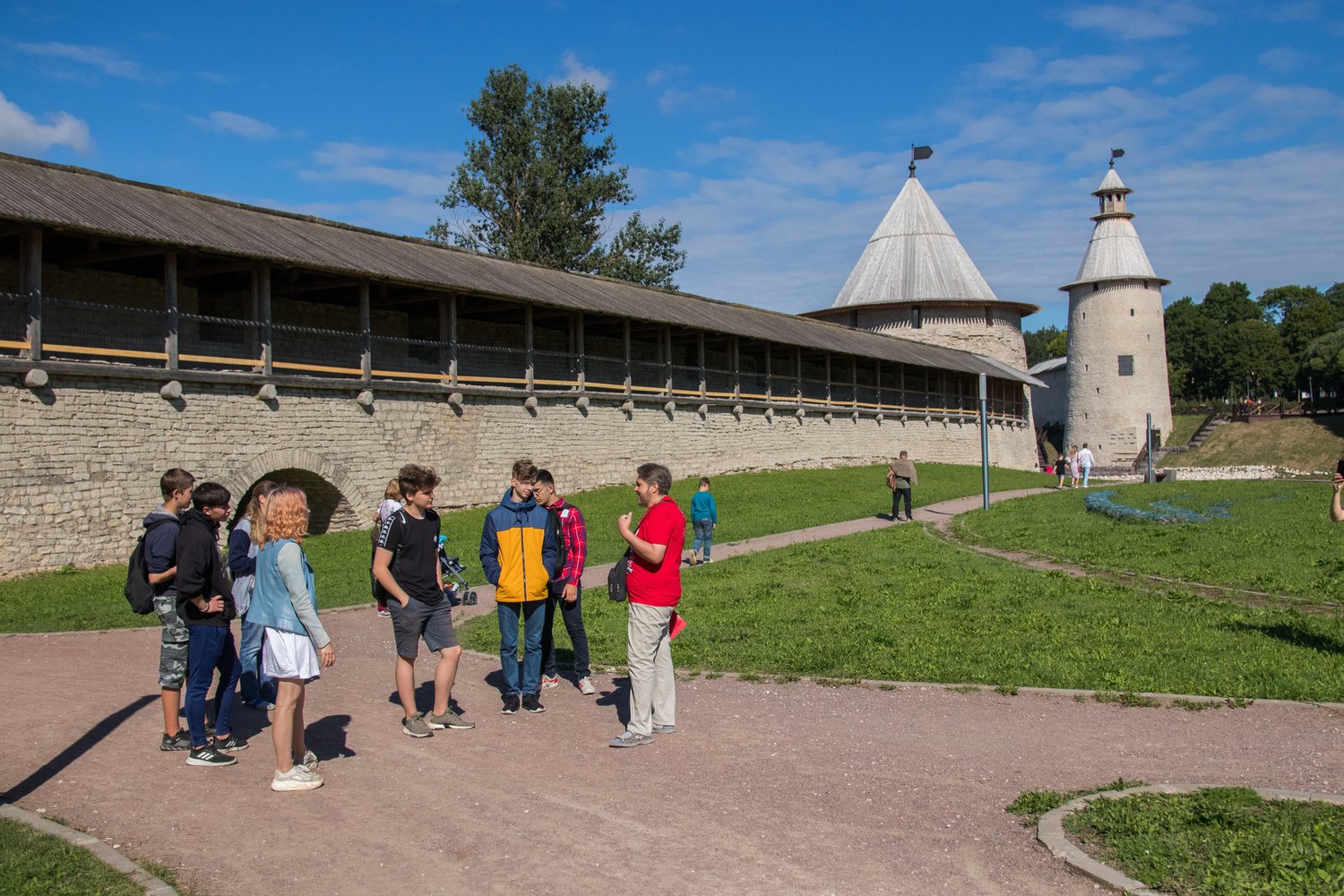 Ребята узнали много нового про любимый город, Псковский Кремль и историю Псковской вечевой республики.