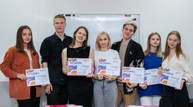 В Псковском городском молодёжном центре состоялась встреча волонтёров проекта «База бесплатных репетиторов для детей особых групп»