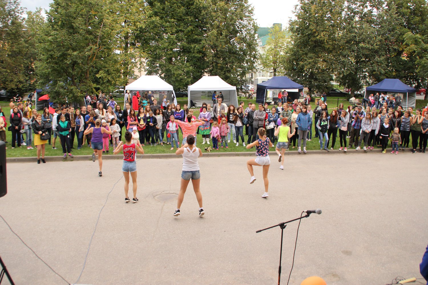 15 сентября Псковский городской молодёжный центр приглашает жителей города Пскова на празднование своего дня рождения.