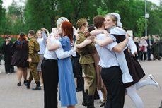 10 мая в Парке реки Псковы состоялся четвёртый молодёжный Бал Победы.