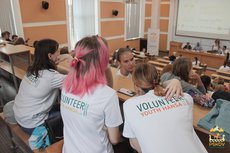 Волонтёров Молодой Ганзы поблагодарил Губернатор Михаил Ведерников