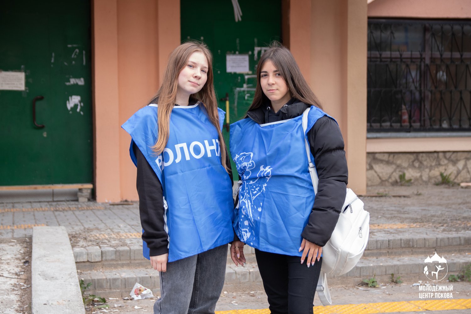 Восемьдесят волонтёров Молодёжного центра помогают на Выборах в органы местного самоуправления