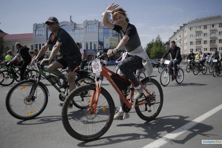 Псковичей и гостей города приглашают принять участие во Втором Псковском велопараде